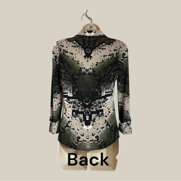 Elegant “Camo” Print Ruched Jewel Button Down Blouse Adjustable Sleeves 6-8 - Picture 4 of 6